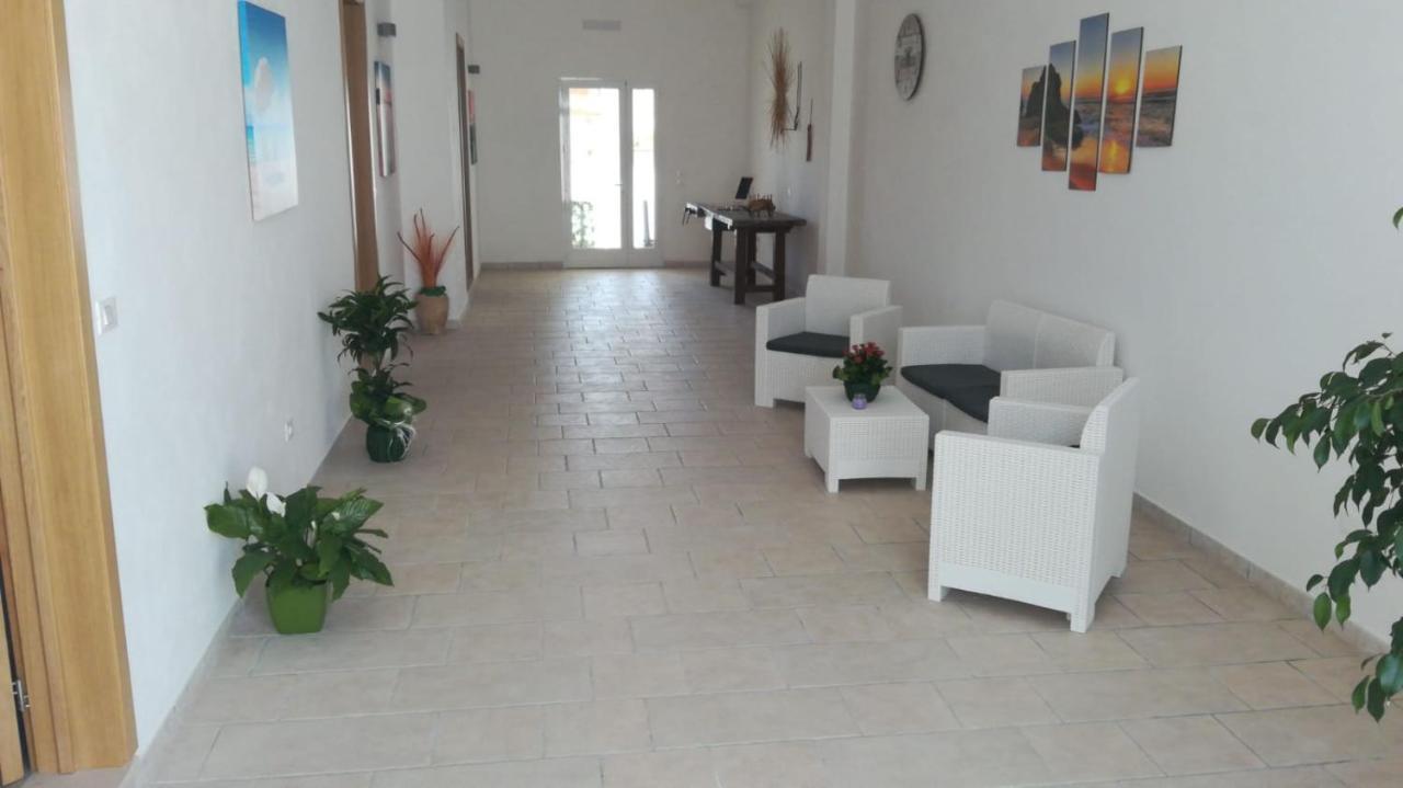Carpentry Bed & Breakfast Uggiano La Chiesa Dış mekan fotoğraf
